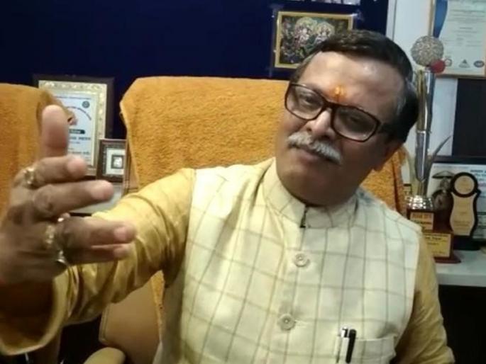 bjp leader reiterated kamal kamal for 27 times in 17 seconds in UP rally | १७ सेकंदांत २७ वेळा 'कमळ, कमळ, कमळ'; 'ब्रेथलेस' भाजपा नेत्याचा Video व्हायरल! bjp leader reiterated kamal kamal for 27 times in 17 seconds in UP rally | १७ सेकंदांत २७ वेळा 'कमळ, कमळ, कमळ'; 'ब्रेथलेस' भाजपा नेत्याचा Video व्हायरल!