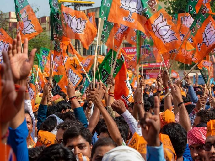 Kothrud, the seat of BJP in Pune, why is there no representation in other parts? | पुण्यातील भाजपचे सत्ताकेद्र कोथरूडला, अन्य भागाला प्रतिनिधित्व का नाही? Kothrud, the seat of BJP in Pune, why is there no representation in other parts? | पुण्यातील भाजपचे सत्ताकेद्र कोथरूडला, अन्य भागाला प्रतिनिधित्व का नाही?