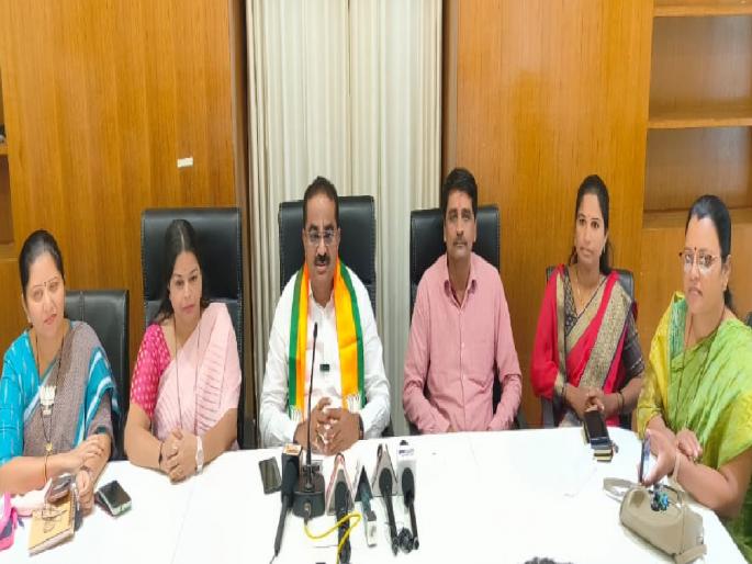 A separate mechanism will be set up to reach the beneficiaries of the scheme says Dhairyashil Kadam | लाभार्थ्यांपर्यंत योजना पोहोचण्यासाठी स्वतंत्र यंत्रणा उभारणार - धैर्यशील कदम A separate mechanism will be set up to reach the beneficiaries of the scheme says Dhairyashil Kadam | लाभार्थ्यांपर्यंत योजना पोहोचण्यासाठी स्वतंत्र यंत्रणा उभारणार - धैर्यशील कदम