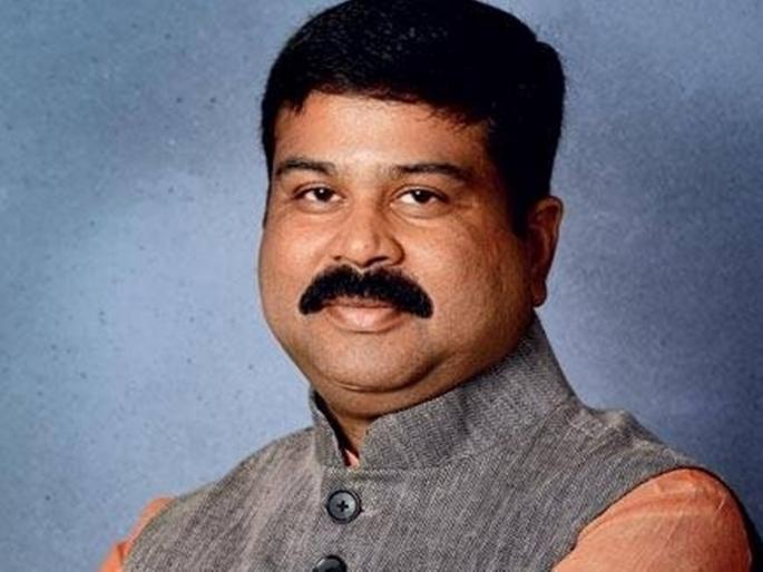 union minister dharmendra pradhan statement regarding caa | CAA: भारतात राहण्यासाठी 'भारत माता की जय' बोलावेच लागेल: केंद्रीय मंत्री धर्मेंद्र प्रधानांचं वक्तव्य union minister dharmendra pradhan statement regarding caa | CAA: भारतात राहण्यासाठी 'भारत माता की जय' बोलावेच लागेल: केंद्रीय मंत्री धर्मेंद्र प्रधानांचं वक्तव्य