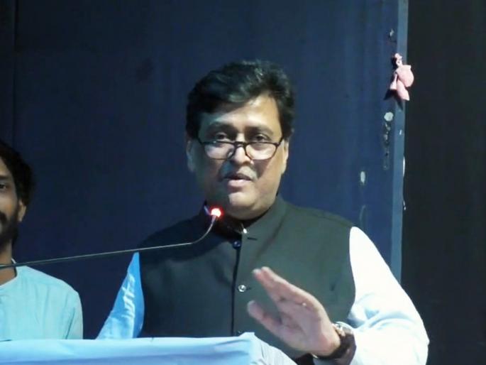 bjp mp ashok chavan slams and said congress has nothing inspiring and it has become a leaderless party | “काँग्रेसकडे प्रेरणादायक काही नाही; नेतृत्वहीन, नात्यागोत्याचा पक्ष झाला”: अशोक चव्हाण