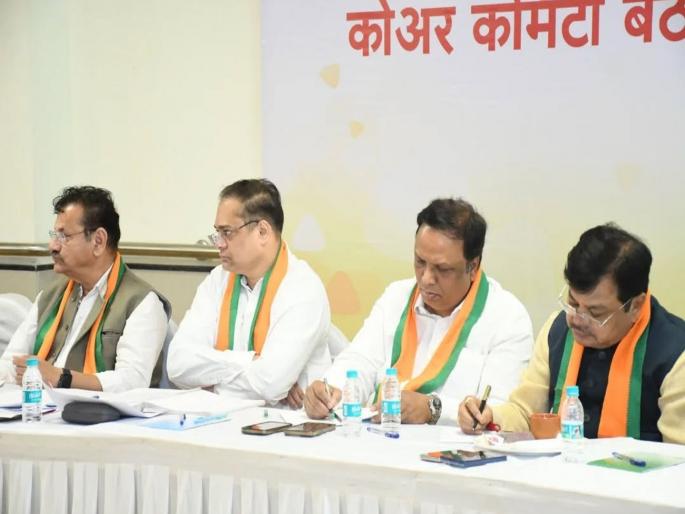 Mumbai BJP has given a big responsibility to Gopal Shetty, Mehta, Gupta, Mishra and Sharma for study over non OC certificate building issue | गोपाळ शेट्टींसह मेहता, गुप्ता, मिश्रा अन् शर्मा यांच्यावर मुंबई भाजपानं दिली मोठी जबाबदारी Mumbai BJP has given a big responsibility to Gopal Shetty, Mehta, Gupta, Mishra and Sharma for study over non OC certificate building issue | गोपाळ शेट्टींसह मेहता, गुप्ता, मिश्रा अन् शर्मा यांच्यावर मुंबई भाजपानं दिली मोठी जबाबदारी