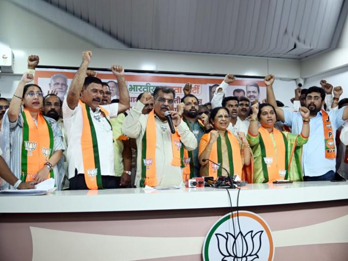 congress uddhav thackeray group along with bahujan vikas aghadi face setback many leaders and office bearers from across the state join bjp | काँग्रेस उद्धवसेनेसह बहुजन विकास आघाडीला खिंडार; राज्यभरातून नेते, पदाधिकारी भाजपात