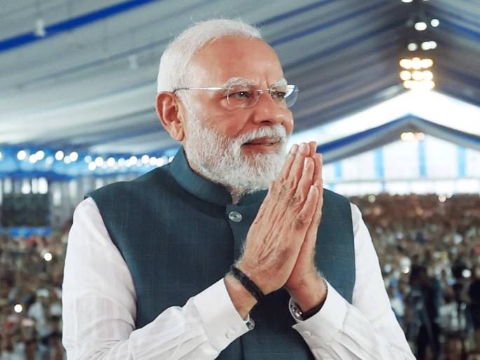 Greetings showered on Modi from all over the world, health camps held across the country on the occasion of Prime Minister Narendra Modi's 75th birthday | जगभरातून मोदींवर शुभेच्छांचा वर्षाव, पंतप्रधान नरेंद्र मोदींना ७५व्या वाढदिवसानिमित्त देशभरात आरोग्य शिबिरे