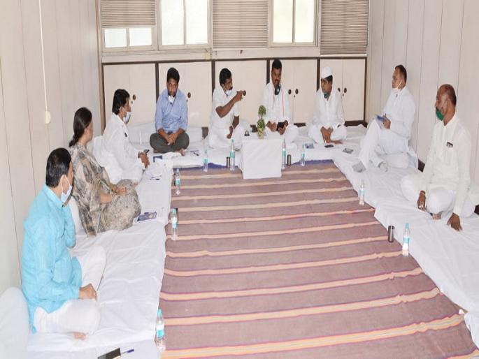 Where is the Guardian Minister of the town? BJP's question | नगरचे पालकमंत्री आहेत कुठे? भाजपचा सवाल Where is the Guardian Minister of the town? BJP's question | नगरचे पालकमंत्री आहेत कुठे? भाजपचा सवाल