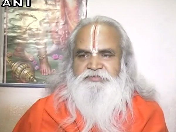 Ayodhya case: Who is the arbitrator who is Ravi Shankar? Former BJP MP Vedanti's question | अयोध्या प्रकरण :मध्यस्थी करणारे रविशंकर कोण ? भाजपचे माजी खासदार वेदांती यांचा प्रश्न Ayodhya case: Who is the arbitrator who is Ravi Shankar? Former BJP MP Vedanti's question | अयोध्या प्रकरण :मध्यस्थी करणारे रविशंकर कोण ? भाजपचे माजी खासदार वेदांती यांचा प्रश्न