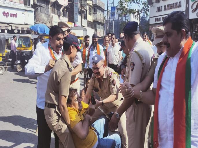 Ulhasnagar BJP's protest against Jitendra Awha, police arrest | उल्हासनगर भाजपचे जितेंद्र आव्हाडांविरोधात आंदोलन, पोलिसांची धरपकड Ulhasnagar BJP's protest against Jitendra Awha, police arrest | उल्हासनगर भाजपचे जितेंद्र आव्हाडांविरोधात आंदोलन, पोलिसांची धरपकड