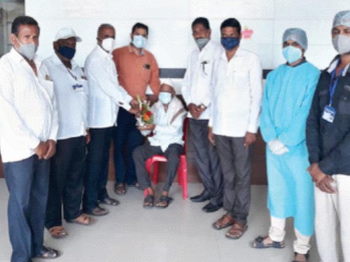 CoronaVirus News 92 year man defeat corona without remdesivir | CoronaVirus News: तब्बल ९२ व्या वर्षी केले कोरोनाला चितपट; रेमडेसिविरविनाच केली मात CoronaVirus News 92 year man defeat corona without remdesivir | CoronaVirus News: तब्बल ९२ व्या वर्षी केले कोरोनाला चितपट; रेमडेसिविरविनाच केली मात