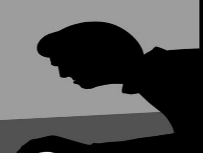 Incidents of 'stigma' in humans for a pirate; The worker feeds the feces | पिंपरीत मानवजातीला ‘कलंक’; कामगाराला खायला लावली विष्ठा Incidents of 'stigma' in humans for a pirate; The worker feeds the feces | पिंपरीत मानवजातीला ‘कलंक’; कामगाराला खायला लावली विष्ठा