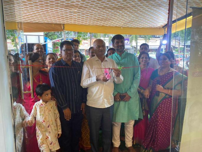 Be careful about eye infections; if you get eye contact, avoid going outside - Padmashri Dr Tatya Rao Lahane | डोळ्यांच्या साथीबाबत सतर्कता बाळगा ;डोळे आल्यास बाहेर फिरणे टाळा - पद्मश्री डॉ तात्याराव लहाने   Be careful about eye infections; if you get eye contact, avoid going outside - Padmashri Dr Tatya Rao Lahane | डोळ्यांच्या साथीबाबत सतर्कता बाळगा ;डोळे आल्यास बाहेर फिरणे टाळा - पद्मश्री डॉ तात्याराव लहाने