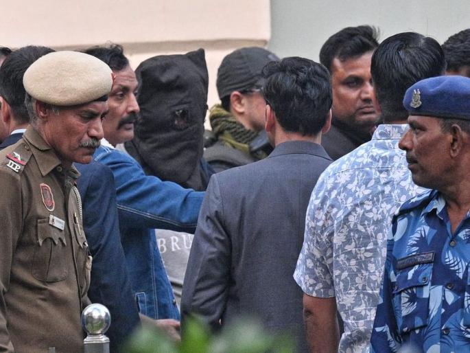 Delhi Blast Case: Brainwashing of doctors on social media since 2019; Big revelation in white collar terrorist module investigation | २०१९ पासून सोशल मीडियावर डॉक्टरांचं ब्रेनवॉश; व्हाइट कॉलर दहशतवादी मॉड्युल तपासात मोठा खुलासा