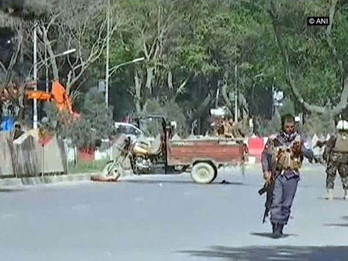 Two explosions in Afghanistan kills 20 people | अफगाणिस्तानात दोन स्फोट; 25 जणांचा मृत्यू