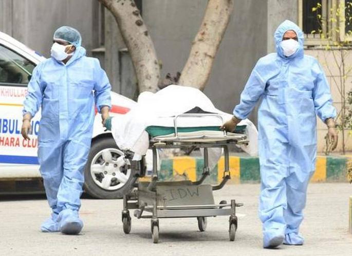 Another Chaigha died, 661 positive; 445 patients overcame caries | आणखी चाैघांचा मृत्यू, ६६१ पाॅझिटिव्ह; ४४५ रुग्णांची काेराेनावर मात Another Chaigha died, 661 positive; 445 patients overcame caries | आणखी चाैघांचा मृत्यू, ६६१ पाॅझिटिव्ह; ४४५ रुग्णांची काेराेनावर मात