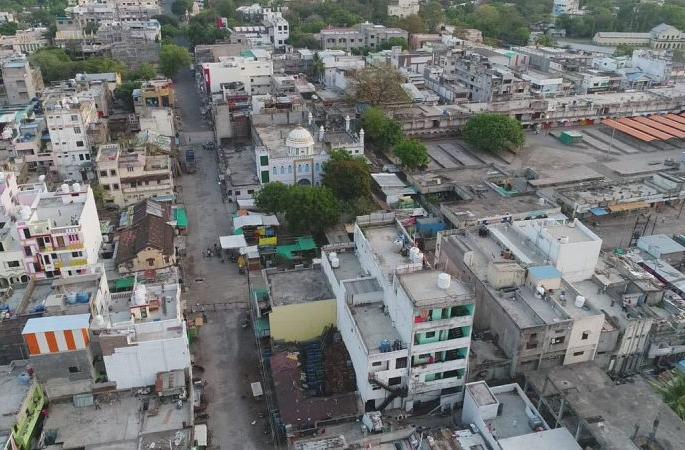 Restrictions will increase in Buldana district | बुलडाणा जिल्ह्यात निर्बंधांची कठोरता वाढणार