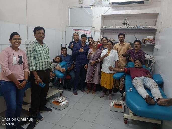 Government Blood Bank has crossed the milestone of 10 thousand blood bags, constructive initiative in Chandrapur | शासकीय ब्लड बॅंकेने पार केला १० हजार रक्त पिशव्यांचा टप्पा, चंद्रपूरात विधायक उपक्रम Government Blood Bank has crossed the milestone of 10 thousand blood bags, constructive initiative in Chandrapur | शासकीय ब्लड बॅंकेने पार केला १० हजार रक्त पिशव्यांचा टप्पा, चंद्रपूरात विधायक उपक्रम