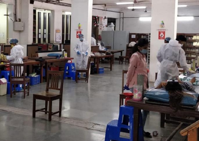 Blood Donation Camp Celebrates 'Maharashtra Day' | रक्तदान शिबिराने साजरा झाला ‘महाराष्ट्र दिन’ Blood Donation Camp Celebrates 'Maharashtra Day' | रक्तदान शिबिराने साजरा झाला ‘महाराष्ट्र दिन’