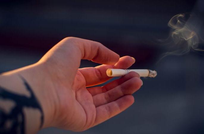 11 crore 88 lakh foreign cigarettes seized at Nhava-Sheva port | न्हावा-शेवा बंदरात ११ कोटी ८८ लाखांच्या विदेशी सिगारेट जप्त 11 crore 88 lakh foreign cigarettes seized at Nhava-Sheva port | न्हावा-शेवा बंदरात ११ कोटी ८८ लाखांच्या विदेशी सिगारेट जप्त