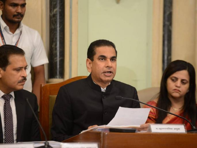 Mumbai BMC budget 2023-24 presented in just 18 minutes by Iqbal Singh Chahal see highlights read in detail what Mumbaikars got | Mumbai BMC budget 2023-24: पालिकेचा अर्थसंकल्प अवघ्या १८ मिनिटांत सादर, पाहा मुंबईकरांना काय मिळालं? Mumbai BMC budget 2023-24 presented in just 18 minutes by Iqbal Singh Chahal see highlights read in detail what Mumbaikars got | Mumbai BMC budget 2023-24: पालिकेचा अर्थसंकल्प अवघ्या १८ मिनिटांत सादर, पाहा मुंबईकरांना काय मिळालं?