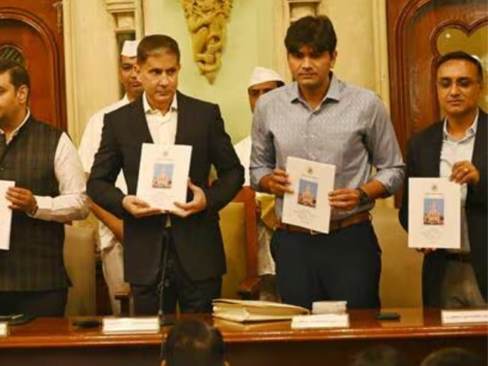 Commissioner Bhushan Gagrani has the opportunity to impose financial discipline on the Mumbai Municipal Corporation. | शेवटची संधी सोडू नका ! Commissioner Bhushan Gagrani has the opportunity to impose financial discipline on the Mumbai Municipal Corporation. | शेवटची संधी सोडू नका !