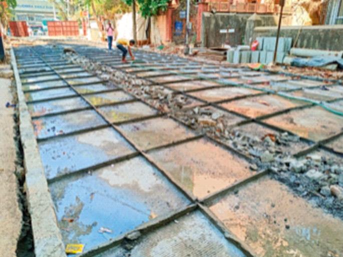 IIT provides 'quality' advice worth Rs 38 crore to the municipality! MoU for quality control of cement concrete roads | आयआयटीचा पालिकेला ३८ कोटींचा ‘दर्जेदार’ सल्ला! सिमेंट काँक्रीट रस्त्यांच्या गुणवत्ता नियंत्रणासाठी सामंजस्य करार IIT provides 'quality' advice worth Rs 38 crore to the municipality! MoU for quality control of cement concrete roads | आयआयटीचा पालिकेला ३८ कोटींचा ‘दर्जेदार’ सल्ला! सिमेंट काँक्रीट रस्त्यांच्या गुणवत्ता नियंत्रणासाठी सामंजस्य करार