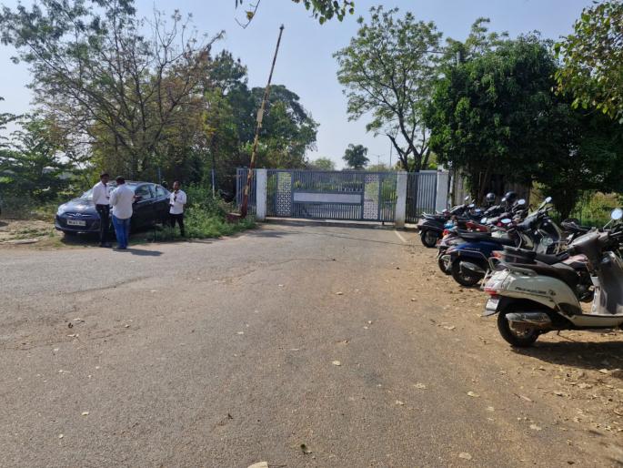 ajit pawar plane crash DGCA officials inspect Baramati airport | बारामतीत विमानतळावर डीजीसीएच्या अधिकाऱ्यांनी केली पाहणी ajit pawar plane crash DGCA officials inspect Baramati airport | बारामतीत विमानतळावर डीजीसीएच्या अधिकाऱ्यांनी केली पाहणी