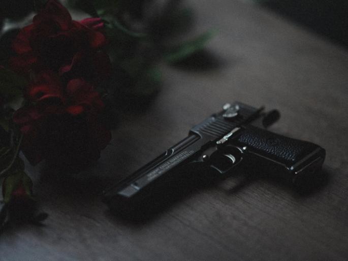 One shot dead due to cough in Noida | नोएडात खोकला आल्यामुळे एकाला मारली गोळी One shot dead due to cough in Noida | नोएडात खोकला आल्यामुळे एकाला मारली गोळी