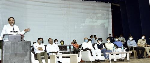 High quality boats are very useful during floods: Jayant Patil | पुराच्या काळात उच्च दर्जाच्या बोटी अत्यंत उपयुक्त : जयंत पाटील High quality boats are very useful during floods: Jayant Patil | पुराच्या काळात उच्च दर्जाच्या बोटी अत्यंत उपयुक्त : जयंत पाटील