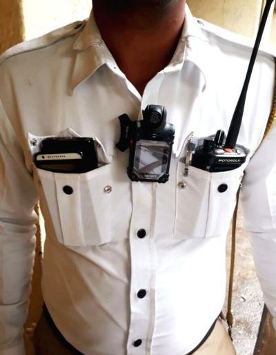 Purchase of 200 body cameras for Nagpur Police: Information in High Court | नागपूर पोलिसांकरिता २०० बॉडी कॅमेरे खरेदी : हायकोर्टात माहिती Purchase of 200 body cameras for Nagpur Police: Information in High Court | नागपूर पोलिसांकरिता २०० बॉडी कॅमेरे खरेदी : हायकोर्टात माहिती