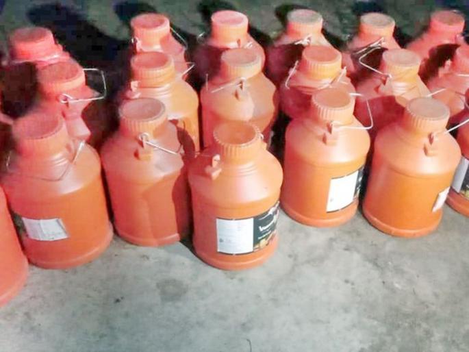 Bogus fertilizer factory seal, stock of 62 lakh seized in yavatmal | बोगस खते अन् कीटकनाशकांचा कारखाना सील, ६२ लाखांचा साठा जप्त Bogus fertilizer factory seal, stock of 62 lakh seized in yavatmal | बोगस खते अन् कीटकनाशकांचा कारखाना सील, ६२ लाखांचा साठा जप्त