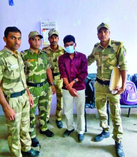 What was the bogus doctor doing at the Medical College at midnight? | मध्यरात्रीनंतर ‘तो’ बोगस डॉक्टर मेडिकलमध्ये काय करीत होता ? What was the bogus doctor doing at the Medical College at midnight? | मध्यरात्रीनंतर ‘तो’ बोगस डॉक्टर मेडिकलमध्ये काय करीत होता ?