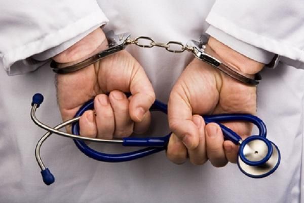 Search for bogus doctors cooled down: Patients' lives in danger | बोगस डॉक्टरांची शोधमोहिम थंडावली : रुग्णांचा जीव धोक्यात 