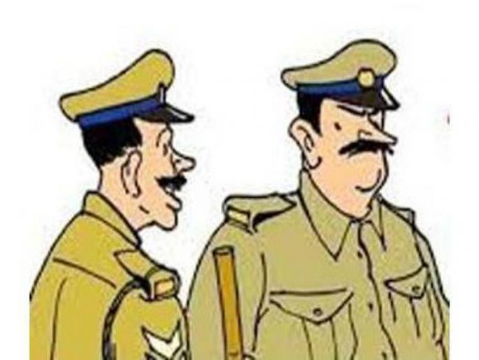 Fake Police arrested who theft 10 Thousands of both person | मारहाण करून लुटणारे तोतया पोलीस जाळ्यात; दोघांचे १० हजार लुटले Fake Police arrested who theft 10 Thousands of both person | मारहाण करून लुटणारे तोतया पोलीस जाळ्यात; दोघांचे १० हजार लुटले
