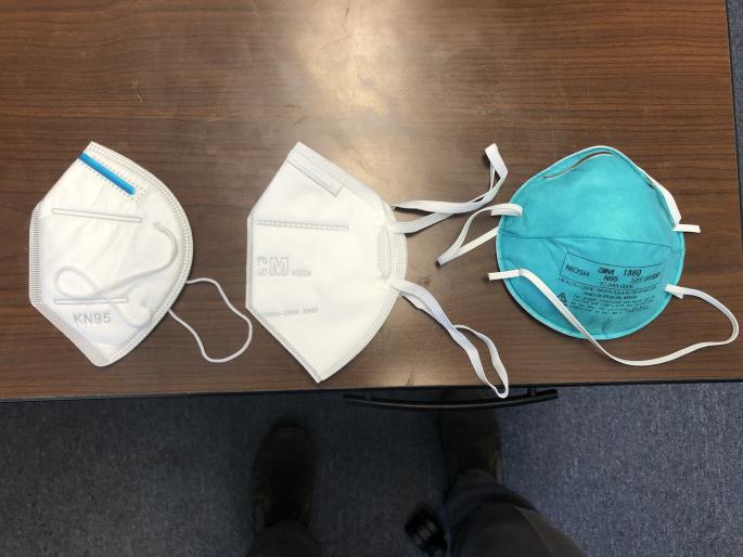 Sale of bogus masks under the name 'N95'! | ‘एन ९५’च्या नावाखाली बोगस मास्कची विक्री! Sale of bogus masks under the name 'N95'! | ‘एन ९५’च्या नावाखाली बोगस मास्कची विक्री!