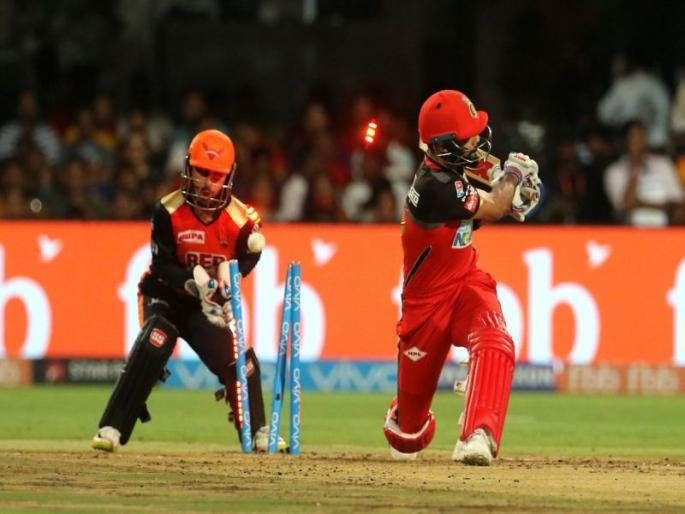 IPL 2018: When Virat Kohli Fail On Rishid Khan's Googly | IPL 2018 : रशिद खानच्या गुगलीवर विराट कोहली फेल ठरतो तेव्हा... 