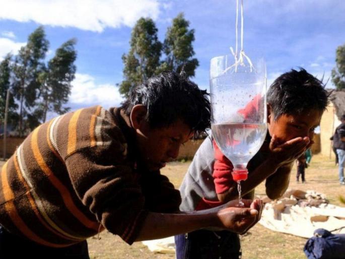 CoronaVirus problem of starvation arises in bolivia due to lockdown | CoronaVirus: कोरोनानं मरायचं की भूकबळीनं?; बोलावियामध्ये जगण्यासाठी दुहेरी संघर्ष CoronaVirus problem of starvation arises in bolivia due to lockdown | CoronaVirus: कोरोनानं मरायचं की भूकबळीनं?; बोलावियामध्ये जगण्यासाठी दुहेरी संघर्ष