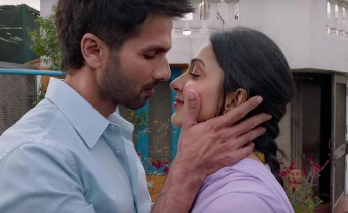 bollywood-films-in-which-actor-become-mad-lover | शाहिदच नव्हे तर ‘या’ स्टार्सनीही साकारली प्रेमात आकंठ बुडालेल्या आशिकची भूमिका! bollywood-films-in-which-actor-become-mad-lover | शाहिदच नव्हे तर ‘या’ स्टार्सनीही साकारली प्रेमात आकंठ बुडालेल्या आशिकची भूमिका!