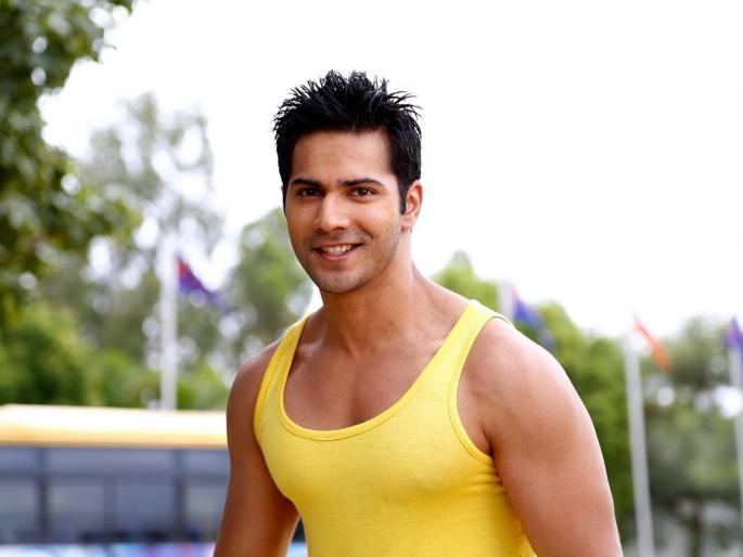 Birthday Special: Unseen Photos Of Varun Dhawan Childhood To College Time | Birthday Special : पाहा, बर्थ डे बॉय वरूण धवनचे Childhood To College Time फोटो!! Birthday Special: Unseen Photos Of Varun Dhawan Childhood To College Time | Birthday Special : पाहा, बर्थ डे बॉय वरूण धवनचे Childhood To College Time फोटो!!