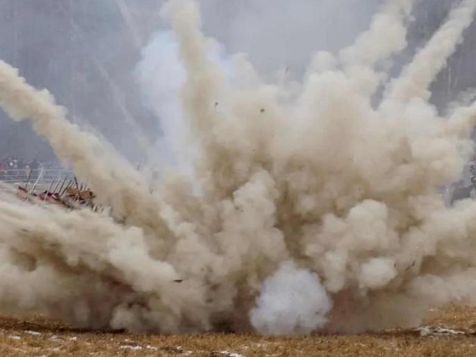 Shocking Bomb blast in mosque at Nigeria Over Property Dispute Eight dead, 16 injured | धक्कादायक! प्रॉपर्टीच्या वादातून नायजेरियात मशिदीत बॉम्बस्फोट; आठ जणांचा मृत्यू, १६ जखमी Shocking Bomb blast in mosque at Nigeria Over Property Dispute Eight dead, 16 injured | धक्कादायक! प्रॉपर्टीच्या वादातून नायजेरियात मशिदीत बॉम्बस्फोट; आठ जणांचा मृत्यू, १६ जखमी