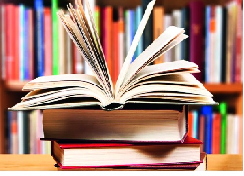 Corona spoils library arithmetic | नवे प्रश्न : अनुदान रखडले, वाचक घटले, कोरोनाने होत्याचे नव्हते केले Corona spoils library arithmetic | नवे प्रश्न : अनुदान रखडले, वाचक घटले, कोरोनाने होत्याचे नव्हते केले