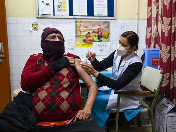 Covid Vaccine Precautionary Dose May Not Be Given To All Experts Sceptical About Benefit Of Booster Dose | Corona Vaccination: ...तर सर्वांना कोरोना लसीचा तिसरा डोस मिळणार नाही? बूस्टरची वाट पाहणाऱ्यांसाठी महत्त्वाची बातमी Covid Vaccine Precautionary Dose May Not Be Given To All Experts Sceptical About Benefit Of Booster Dose | Corona Vaccination: ...तर सर्वांना कोरोना लसीचा तिसरा डोस मिळणार नाही? बूस्टरची वाट पाहणाऱ्यांसाठी महत्त्वाची बातमी