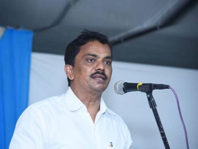 BJP demands to CM Eknath Shinde to Withdraw GR of teachers on contract basis opposes 'contractualization' in education | कंत्राटीचा जीआर मागे घ्या, शिक्षणात 'कंत्राटीकरण' नको!, भाजपाची मुख्यमंत्र्यांकडे मागणी BJP demands to CM Eknath Shinde to Withdraw GR of teachers on contract basis opposes 'contractualization' in education | कंत्राटीचा जीआर मागे घ्या, शिक्षणात 'कंत्राटीकरण' नको!, भाजपाची मुख्यमंत्र्यांकडे मागणी