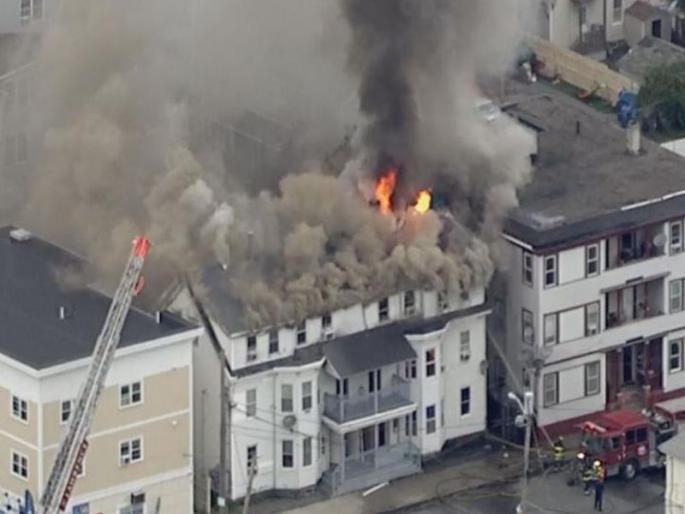 Gas pipeline blast in Boston, 6 injured6 injured, hundreds evacuated after dozens of explosions hit gas pipeline in Boston | बोस्टनमध्ये गॅस पाईपलाईनचा स्फोट, एकाचा मृत्यू तर 6 जण जखमी Gas pipeline blast in Boston, 6 injured6 injured, hundreds evacuated after dozens of explosions hit gas pipeline in Boston | बोस्टनमध्ये गॅस पाईपलाईनचा स्फोट, एकाचा मृत्यू तर 6 जण जखमी