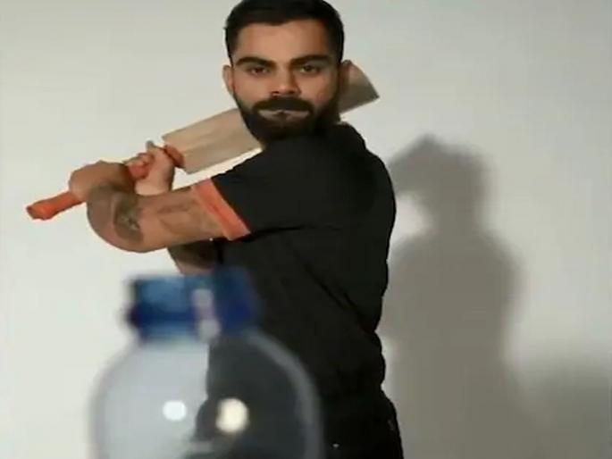 Ravi Shastri Commentator Role in Virat's Battle Cap Challenge | विराटच्या बॉटल कॅप चॅलेंजमध्ये रवी शास्त्रींची समालोचकाची भूमिका