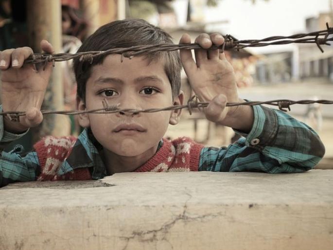 8-year-old sold for Rs 1.20 lakh; Five arrested | ८ वर्षांच्या मुलाला १.२० लाखात विकले; पाच जणांना अटक 8-year-old sold for Rs 1.20 lakh; Five arrested | ८ वर्षांच्या मुलाला १.२० लाखात विकले; पाच जणांना अटक