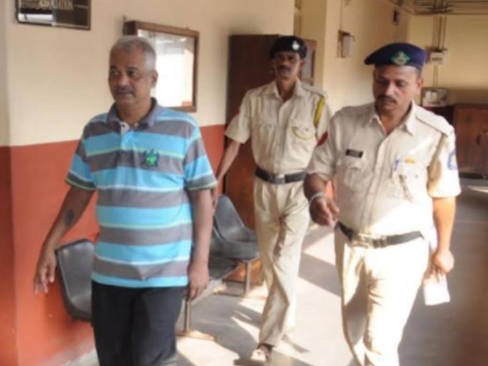 Boy free escape due to lack of evidence | धार्मिक स्थळांची मोडतोड : सबळ पुराव्याअभावी बॉयची निर्दोष मुक्तता Boy free escape due to lack of evidence | धार्मिक स्थळांची मोडतोड : सबळ पुराव्याअभावी बॉयची निर्दोष मुक्तता