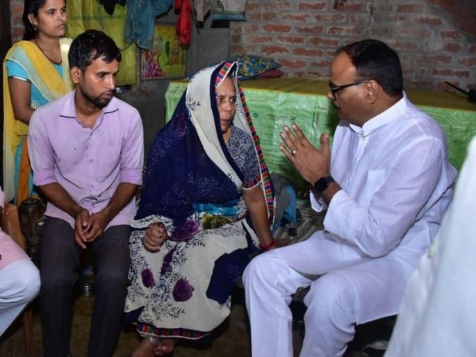 Lakhimpur Kheri Violence: Law Minister announces martyrdom of BJP workers killed in violence | Lakhimpur Kheri Violence: कायदेमंत्र्यांची घोषणा, हिंसाचारात ठार झालेल्या भाजप कार्यकर्त्यांना शहीदाचा दर्जा