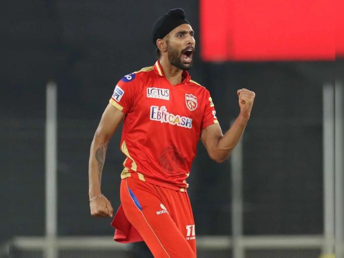 IPL 2021, PBKS Vs RCB T20 Match Highlights : Excellent bowling performance by Punjab Kings, disappointing batting performance by RCB | IPL 2021, PBKS Vs RCB T20 Match Highlights : ७ चेंडू... विराट, मॅक्सवेल व एबीची विकेट...; २५ वर्षीय हरप्रीत ब्रार ठरला गेम चेंजर!