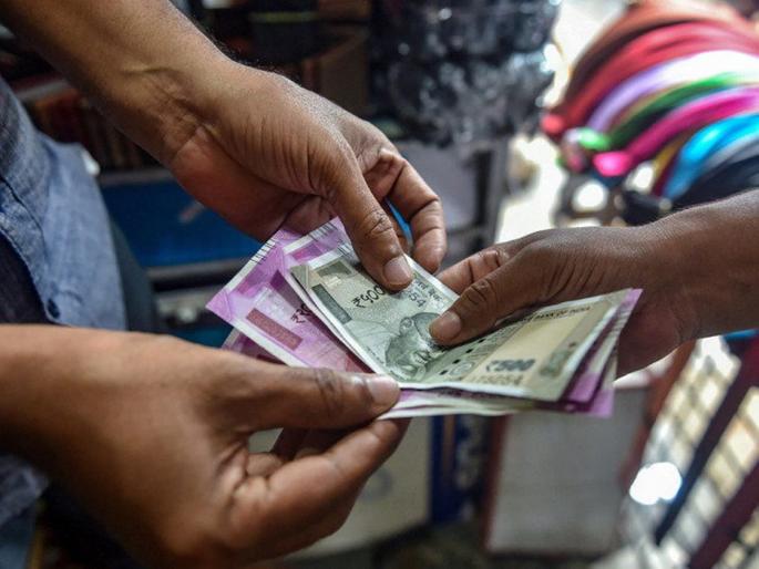 Miraje's milk collection supervisor asked for bribe, caught red-handed | मिरजेच्या दुध संकलन पर्यवेक्षकाने मागितली लाच, पोलिसांनी पकडला रंगेहात Miraje's milk collection supervisor asked for bribe, caught red-handed | मिरजेच्या दुध संकलन पर्यवेक्षकाने मागितली लाच, पोलिसांनी पकडला रंगेहात