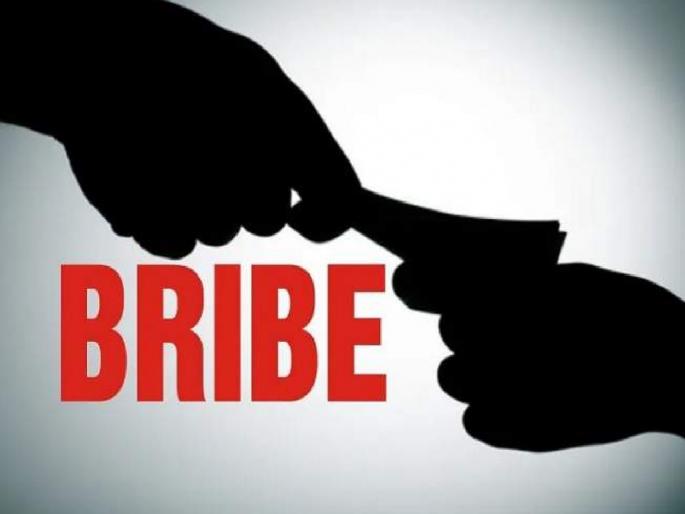 Cooperation and marketing department is in the forefront in accepting huge sums of money in bribery | लाचखोरीत ‘सहकार’ आघाडीवर, अवघ्या १७ प्रकरणांत घेतली ७३ लाखांची लाच Cooperation and marketing department is in the forefront in accepting huge sums of money in bribery | लाचखोरीत ‘सहकार’ आघाडीवर, अवघ्या १७ प्रकरणांत घेतली ७३ लाखांची लाच
