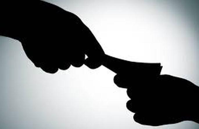 MSEDCL assistant engineer arrested in bribery case | महावितरणच्या सहाय्यक अभियंत्यास लाच प्रकरणी अटक MSEDCL assistant engineer arrested in bribery case | महावितरणच्या सहाय्यक अभियंत्यास लाच प्रकरणी अटक